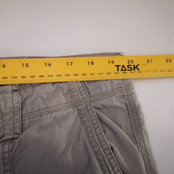 Eddie Bauer Ladies Beige Size 18 Petite Capri Length Straight Leg Pants - Picture 11 of 13